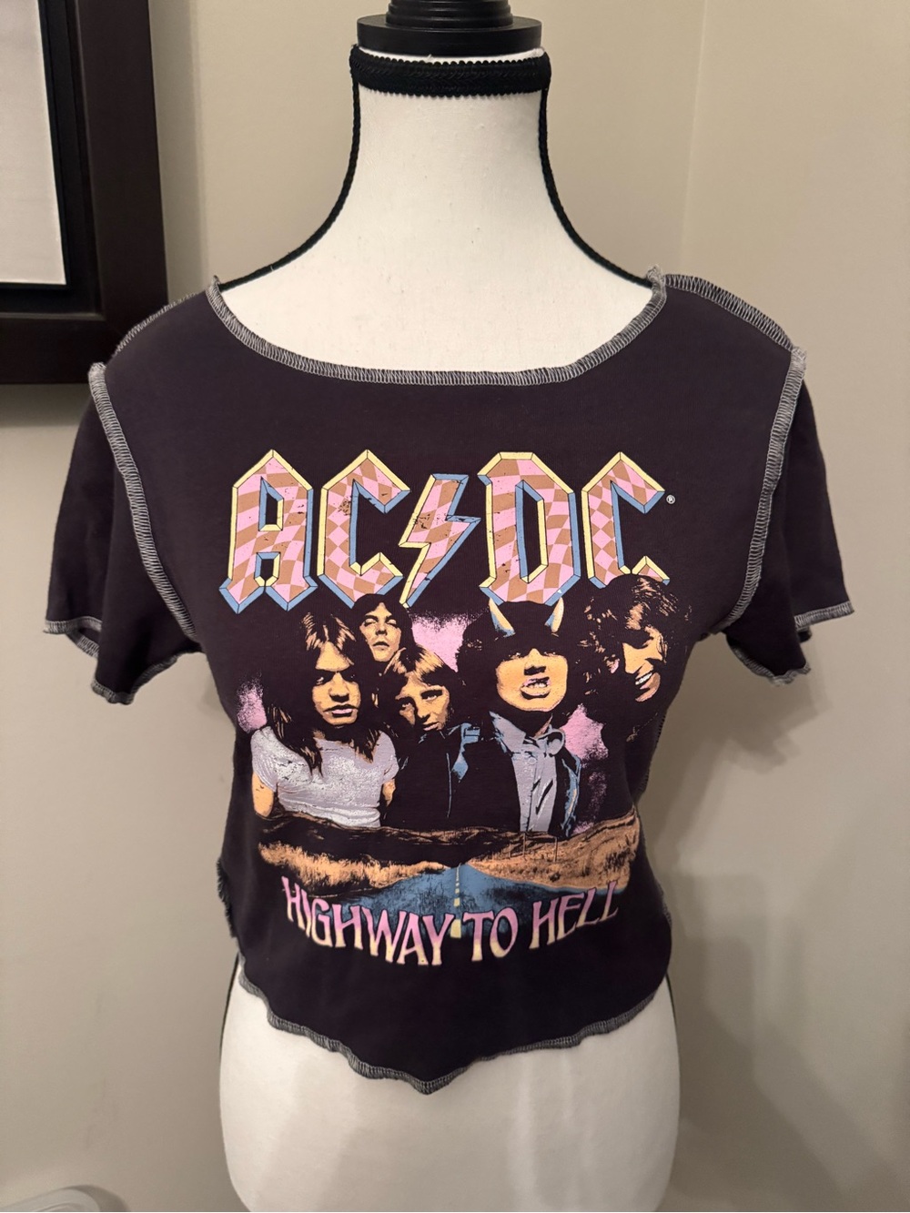 AC/DC Highway To Hell Crop Top Women’s Small Black Contrast Stitch Band T Shirt